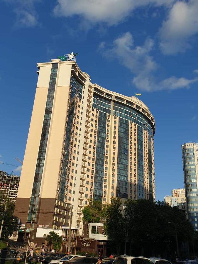 Sunny Apartments Near The Sea On Genuezskaya Odessza Kültér fotó